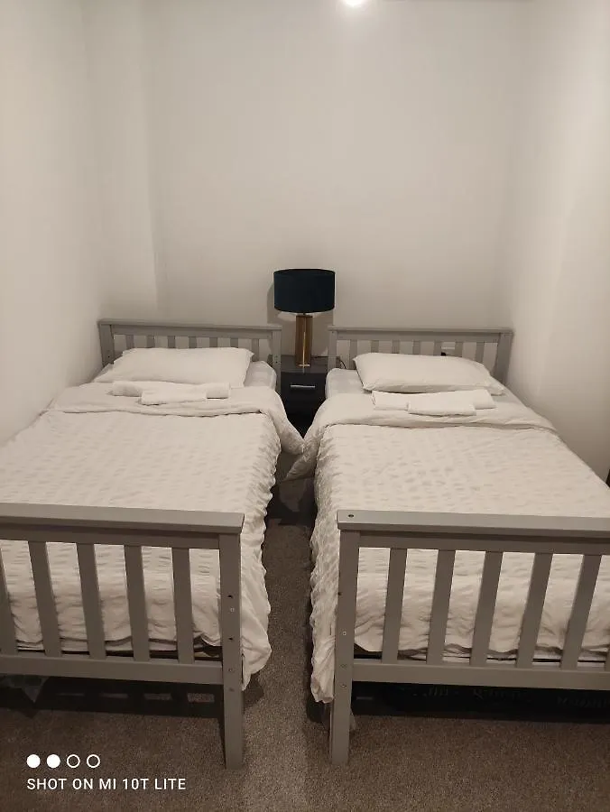 Dream Haute Homes Nottingham Homestay